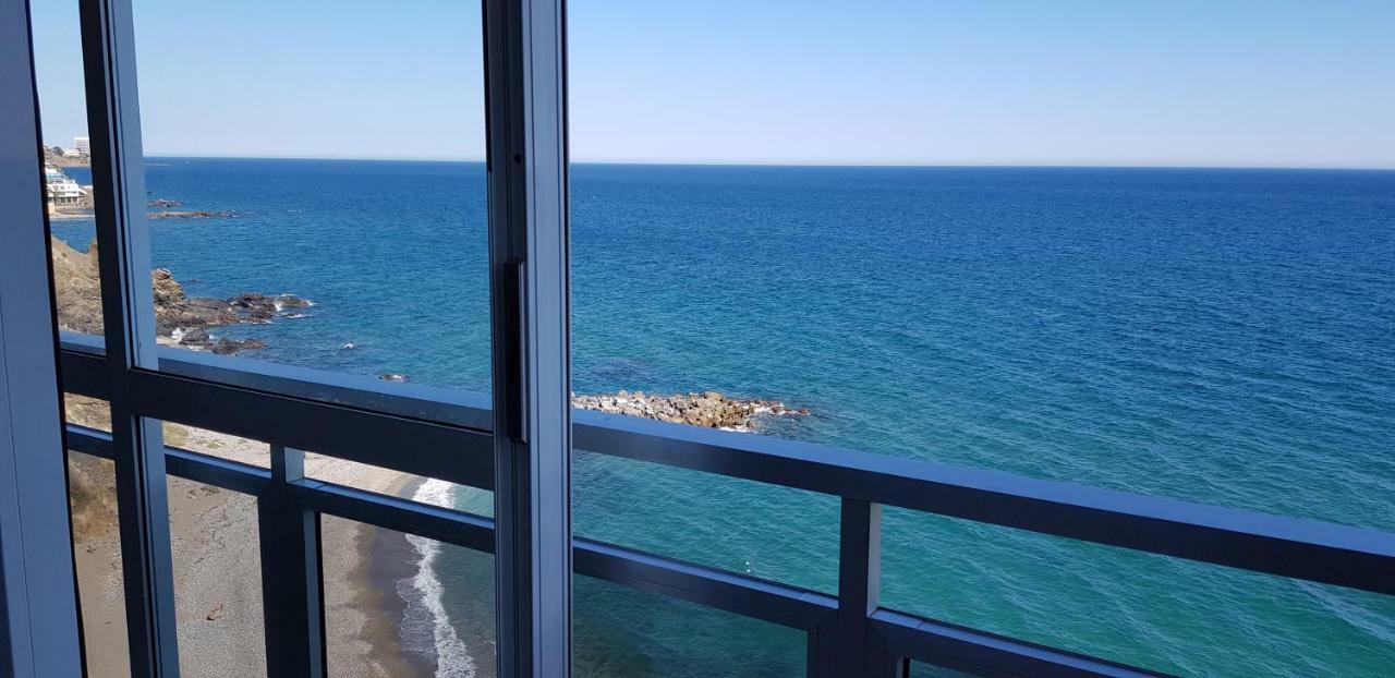 בנאלמדנה Apartamento Autentico La Perla Playa מראה חיצוני תמונה